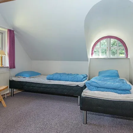 Дом отдыха Luxury Retreat With Hot Tub - By Traum