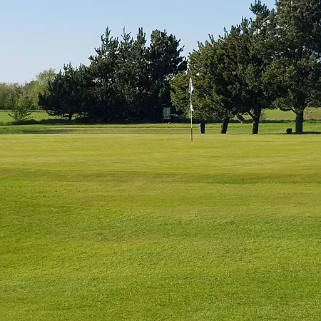 Luxury Retreat With Hot Tub - By Traum